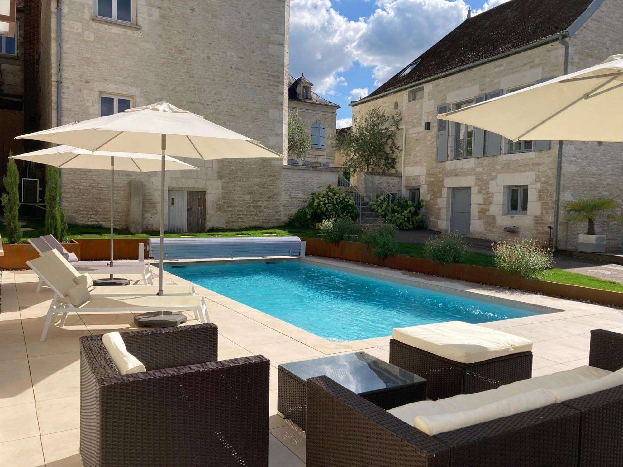 La Villa Lombardi En Champagne, Avec Piscine Privee Et Jacuzzi Les Riceys Extérieur photo