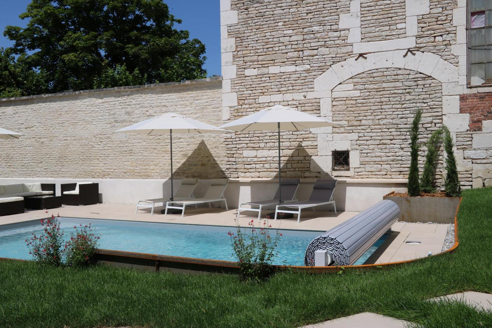 La Villa Lombardi En Champagne, Avec Piscine Privee Et Jacuzzi Les Riceys Extérieur photo